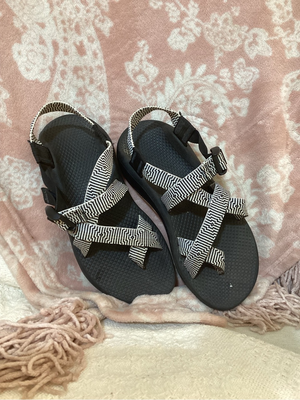 Womens Chaco Black Sandals with Black & White Straps